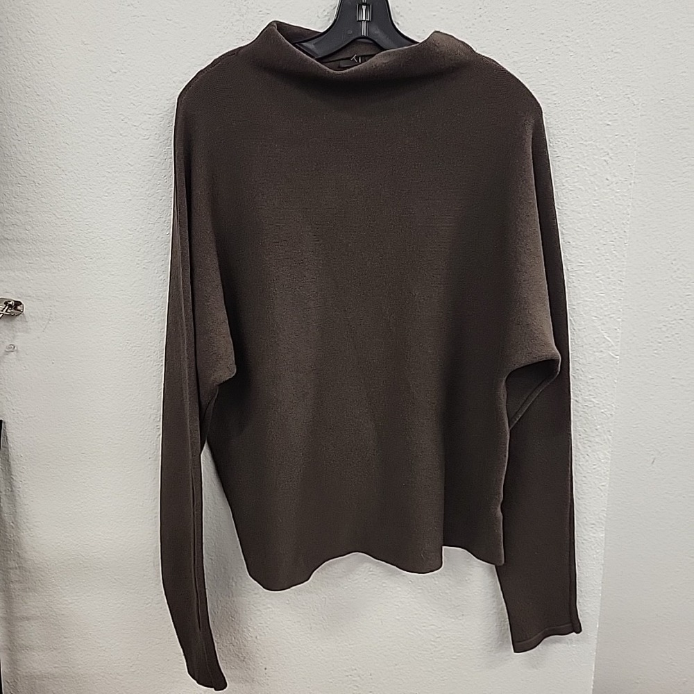 Women's Tahari Brown Size Medium Mock Neck Pullover Sweater